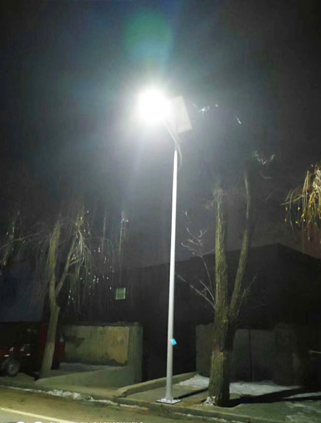 积石山县温泉太阳能路灯项目