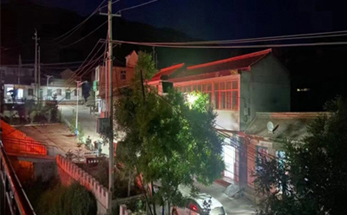 温泉太阳能路灯在暴雪天气下的应对策略 温泉太阳能路灯在暴雪天气下的应对策略